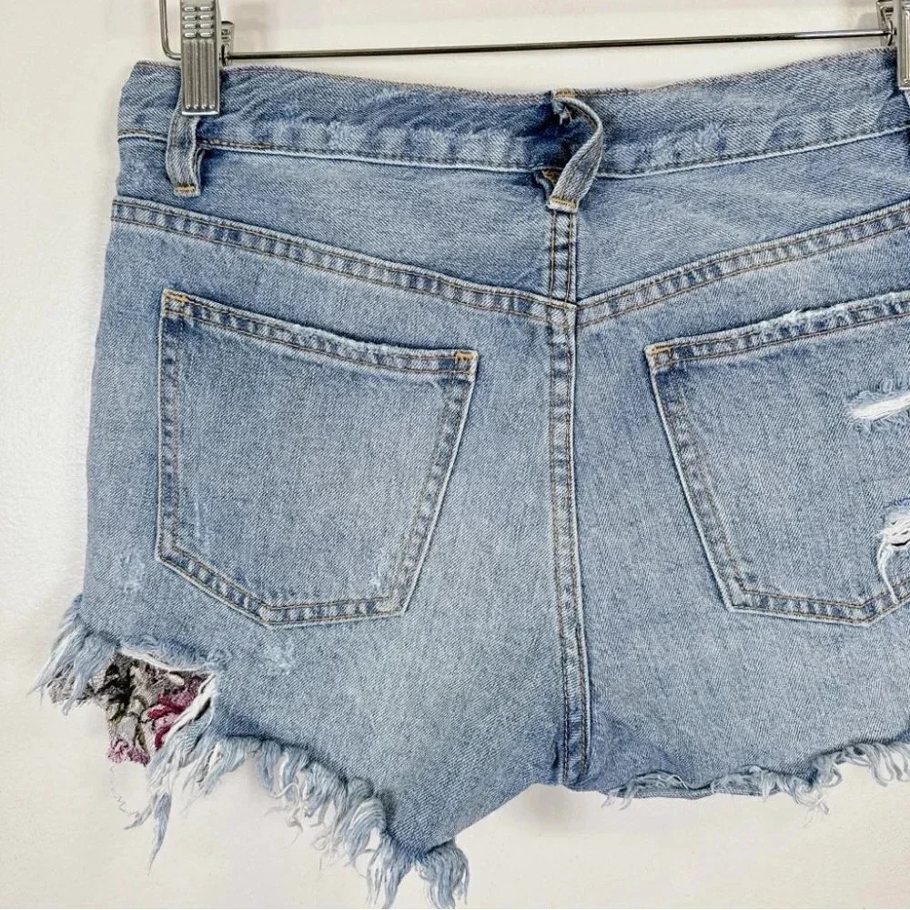 Free  People We The Free Distressed Denim Short - Picture 10 of 13
